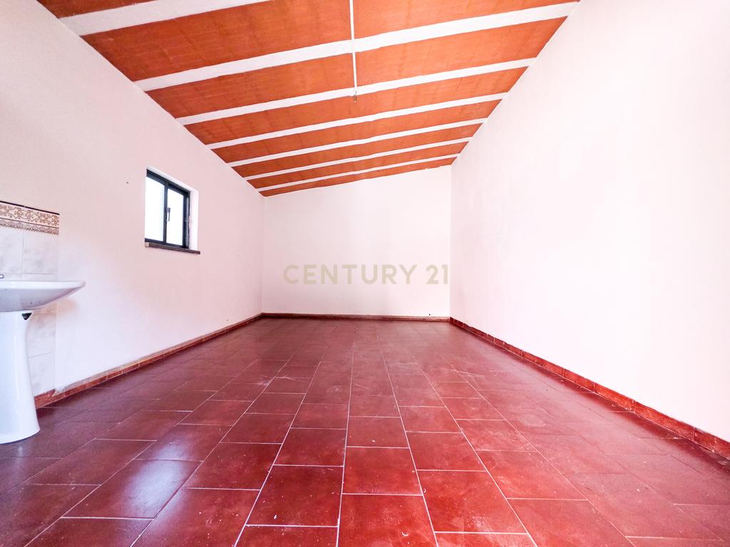 Moradia T3 + Loja em Fernão Ferro, Seixal - Oportunidade Única! - Image 58