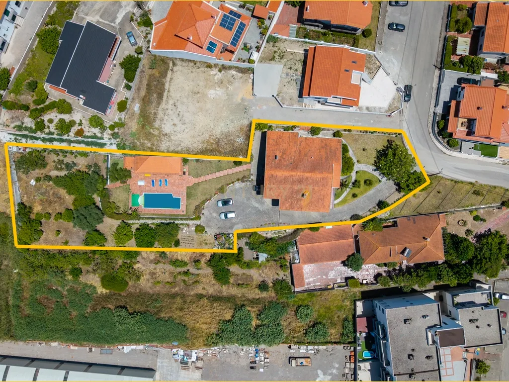 Moradia T5 com Piscina em Lourinhã - Image 51