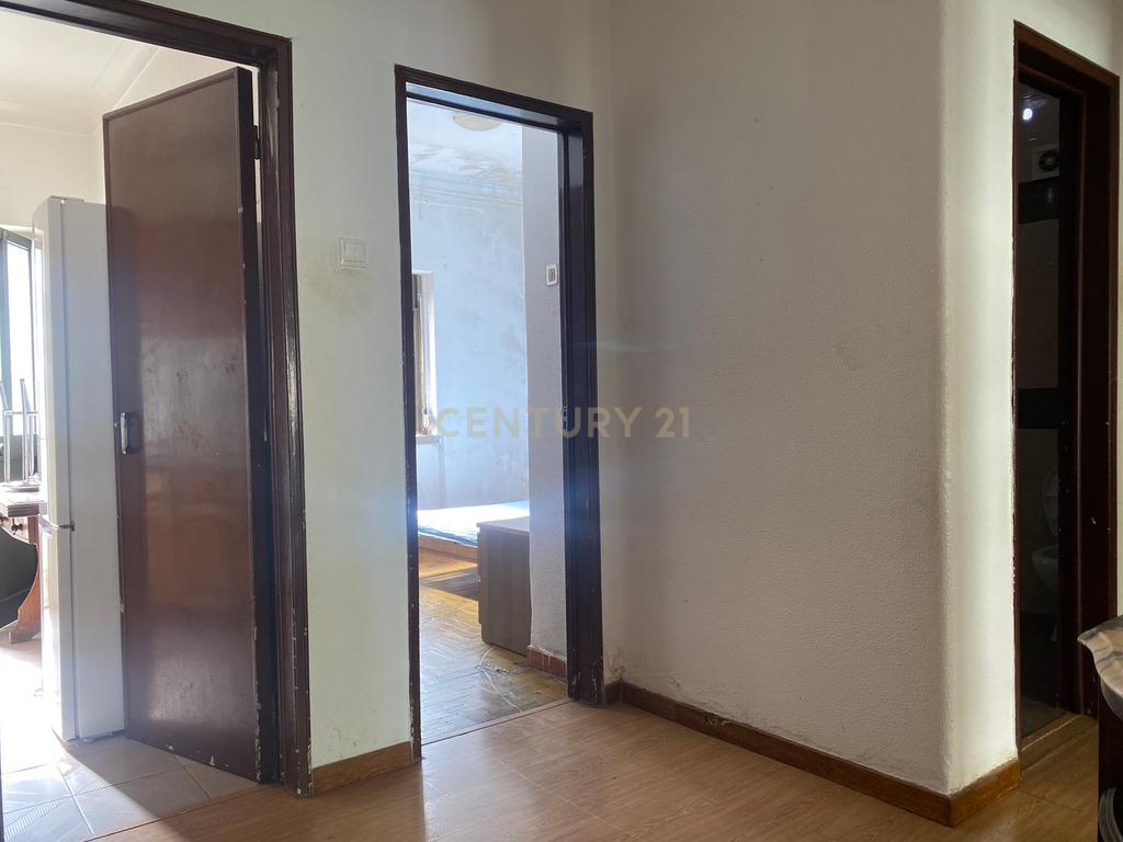 T2 CENTRAL perto Hospital, Fertagus, Loja Cidadão - Image 12