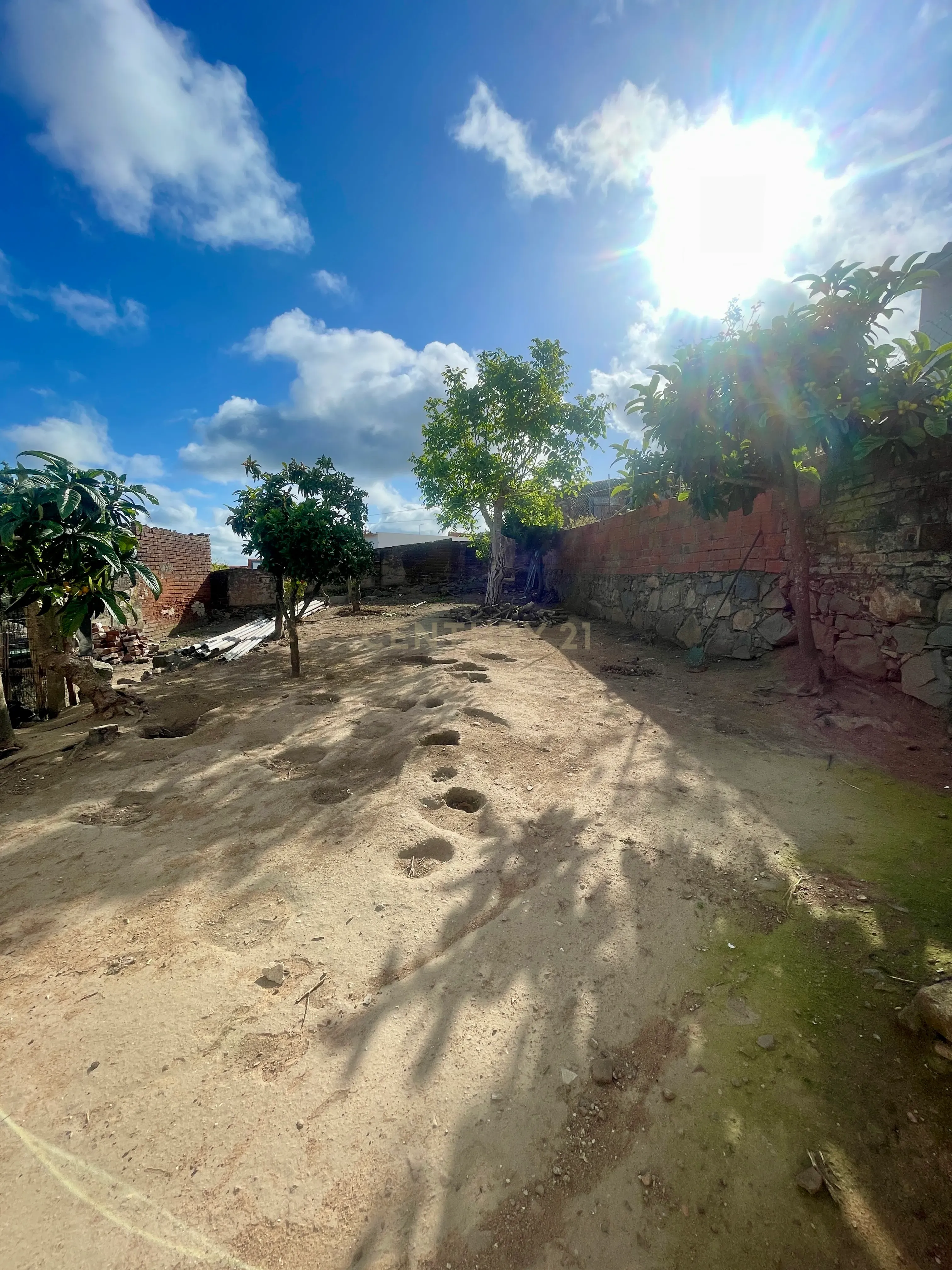 Fotografia 3 de Moradia T 1+1 nas Alcaçovas- Excelente oportunidade para remodelar