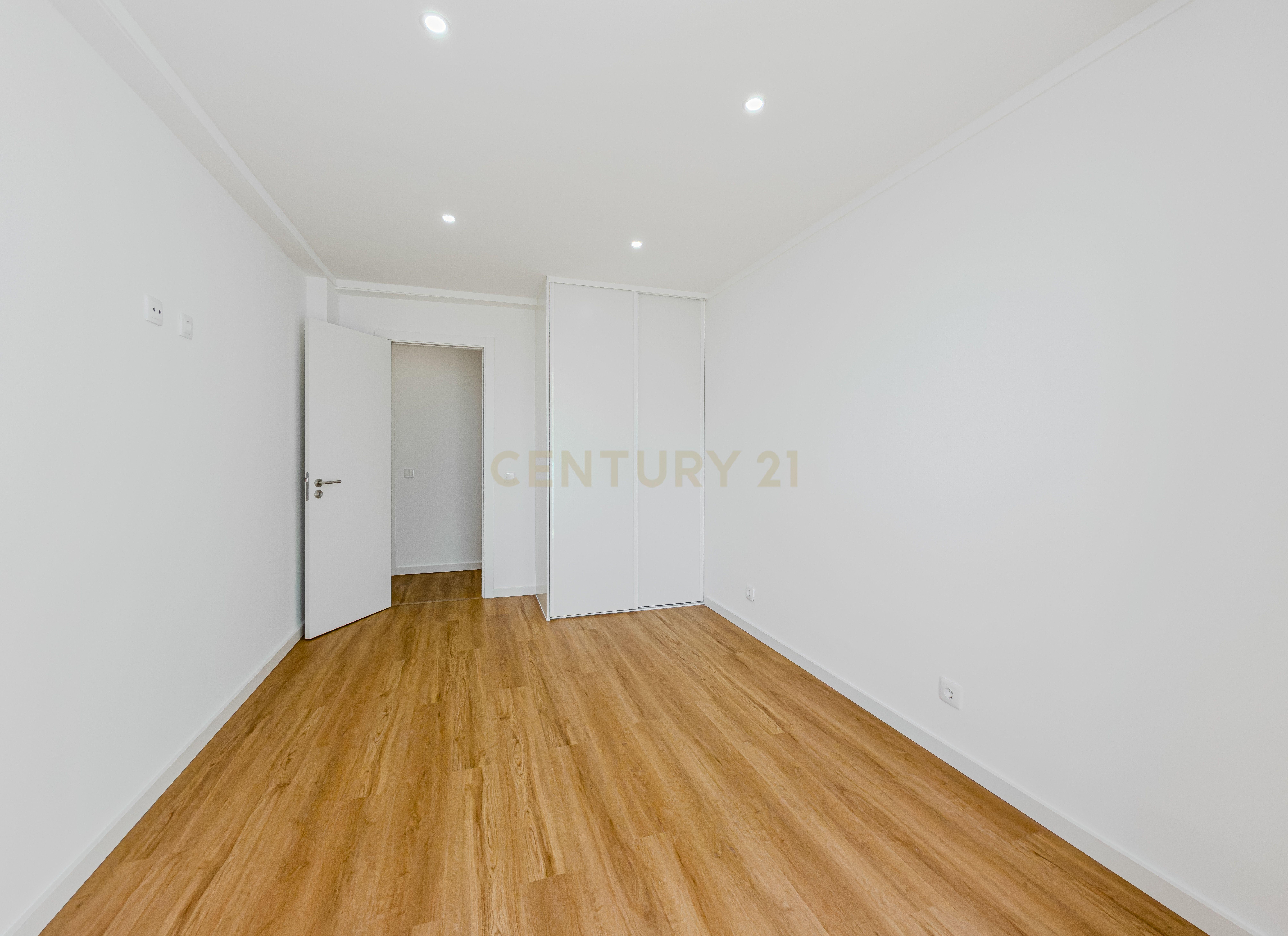 Fotografia 5 de Apartamento 3 assoalhadas, remodelado com acabamentos de charme, situado no Feijó