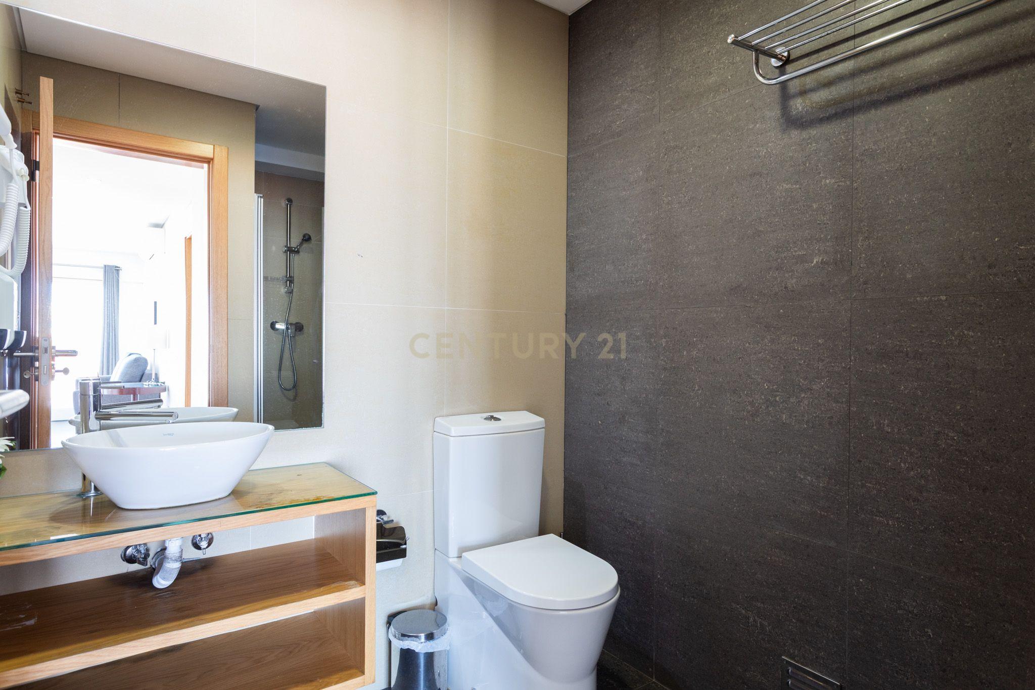 Fotografia 11 de Prédio recente em propriedade horizontal com 7 apartamentos situado em Arroios, Lisboa