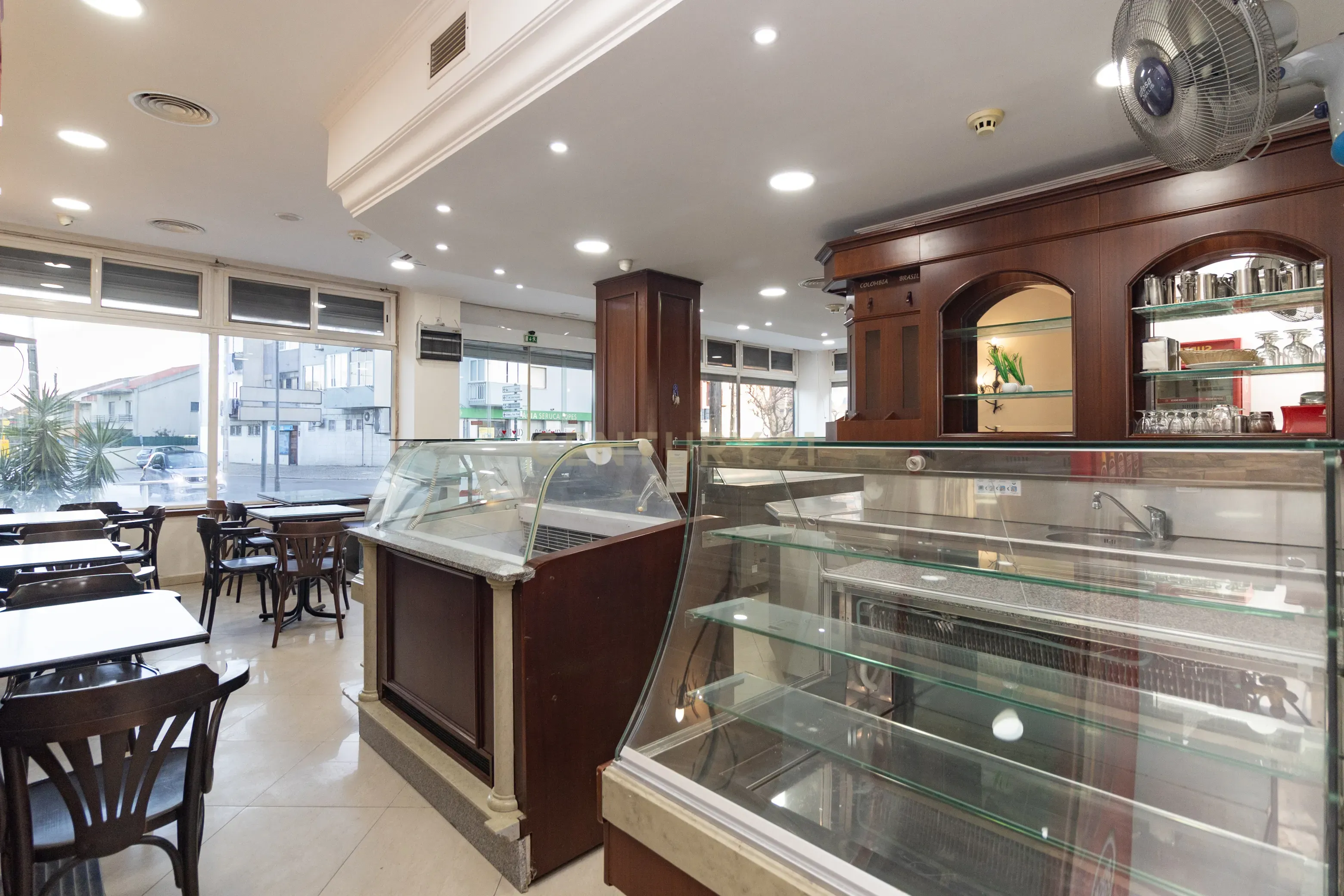 Pastelaria/Snack-bar/ Restaurante Casal do Marco - Image 16