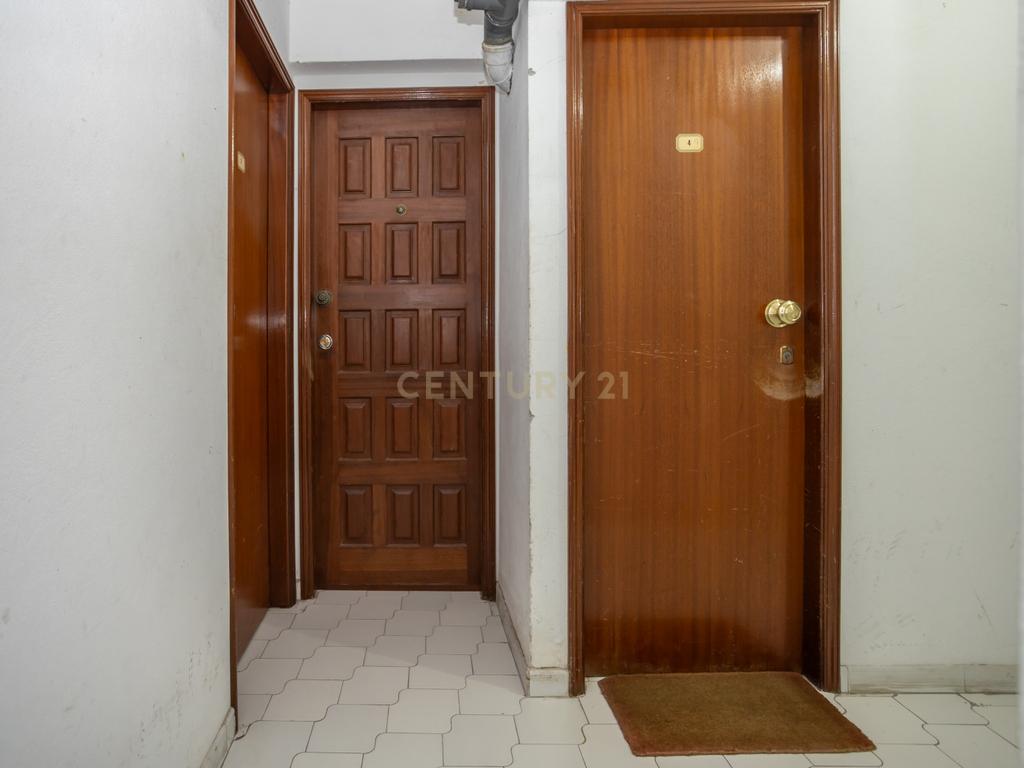 Apartamento T3 Remodelado | Bairro Novo | Seixal - Image 25