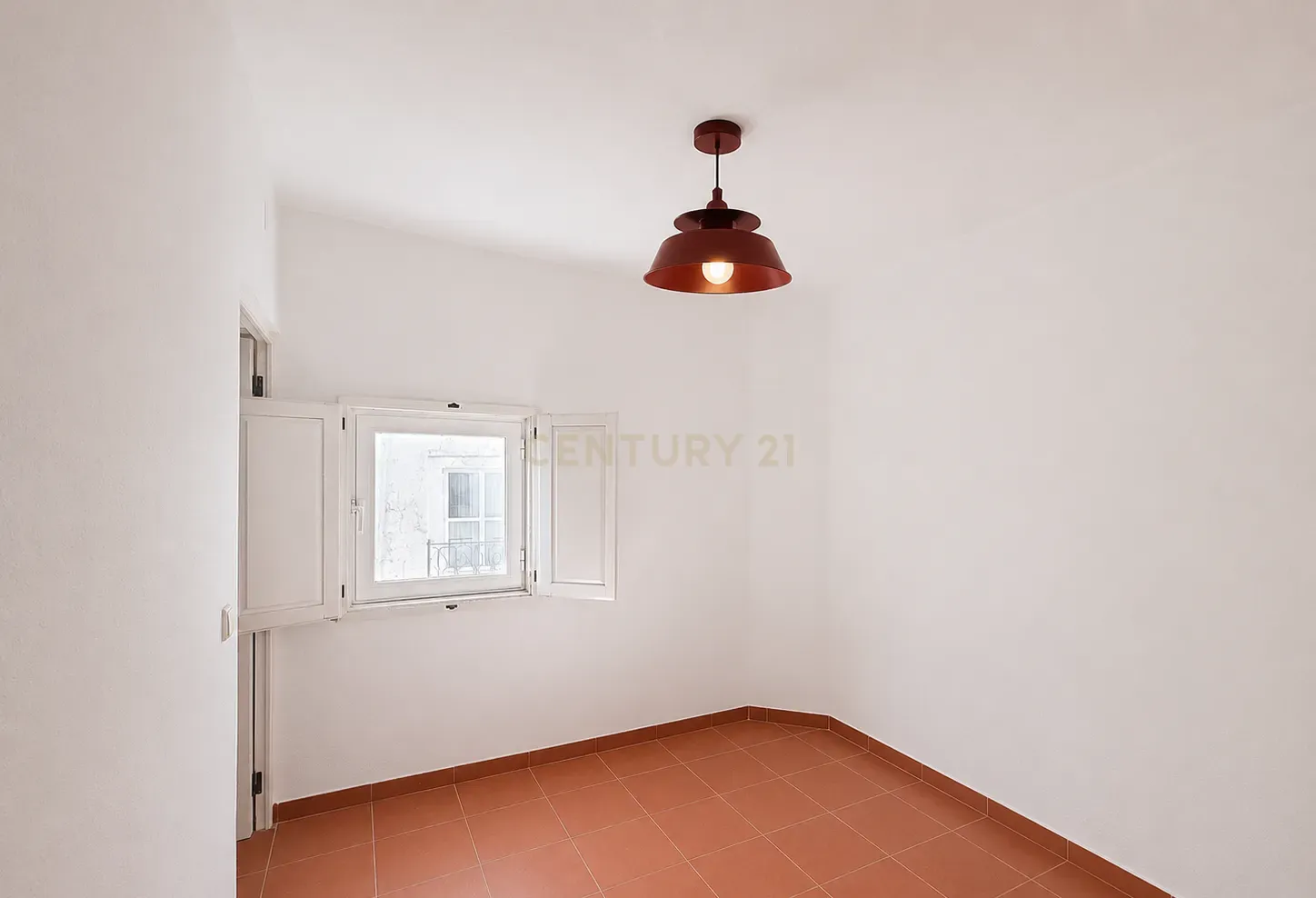 Fotografia 9 de Moradia T3 Totalmente Reabilitada com Terraço Panorâmico de 360º sobre a Cidade de Estremoz.