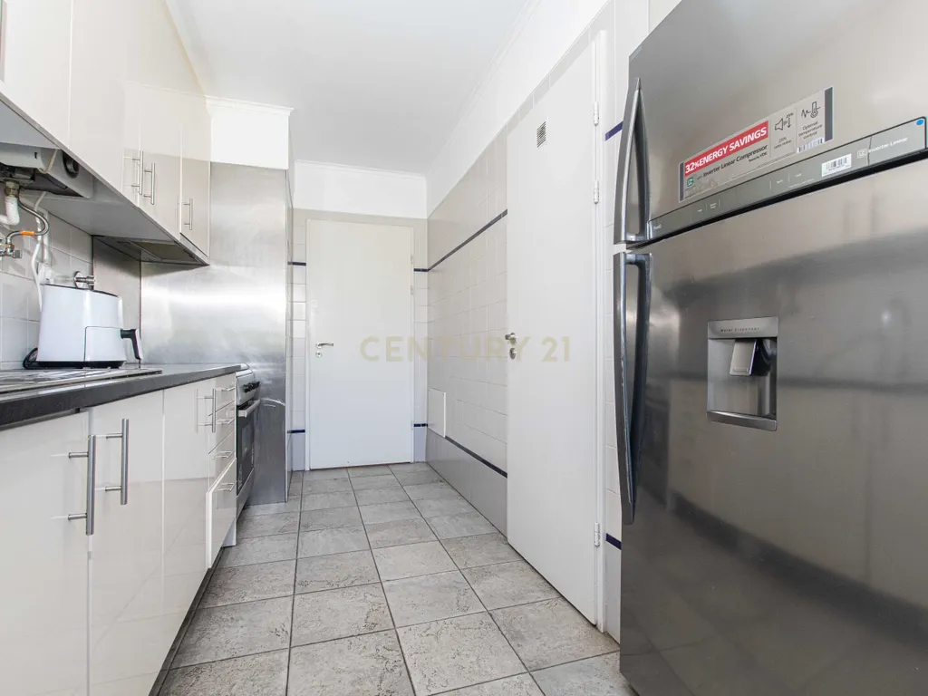 Apartamento T4 em Santa Clara - Lisboa - Image 10