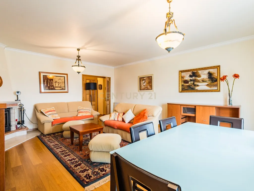 Apartamento T3 à venda em Cruz de Areia – Localização Privilegiada! - Image 11