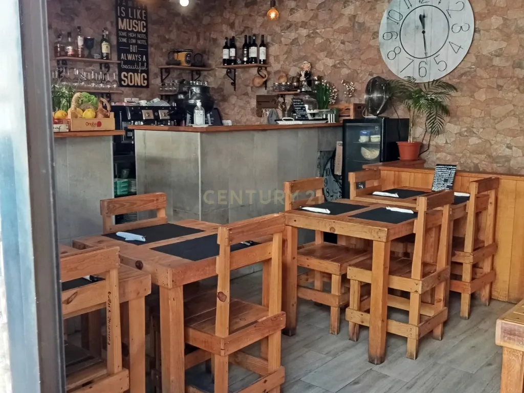 Restaurante de Charme com Identidade Própria - Grande Potencial de Negócio - Image 2
