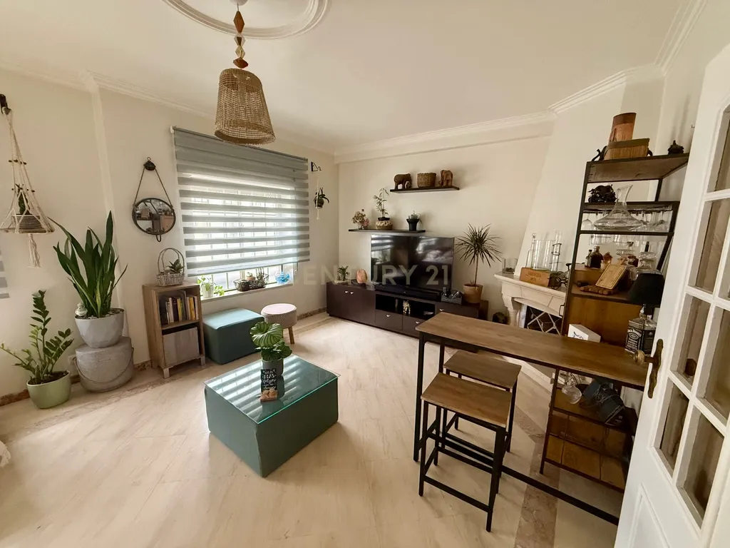 Apartamento T3 R/Chão em Nossa Senhora de Fátima, Entroncamento - Image 19