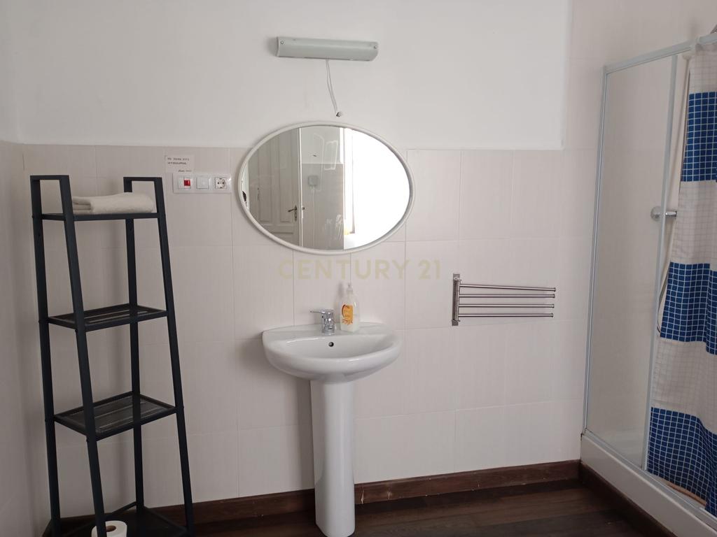 Apartamento Espetacular em Cáceres com Vista e Varandas - Image 31