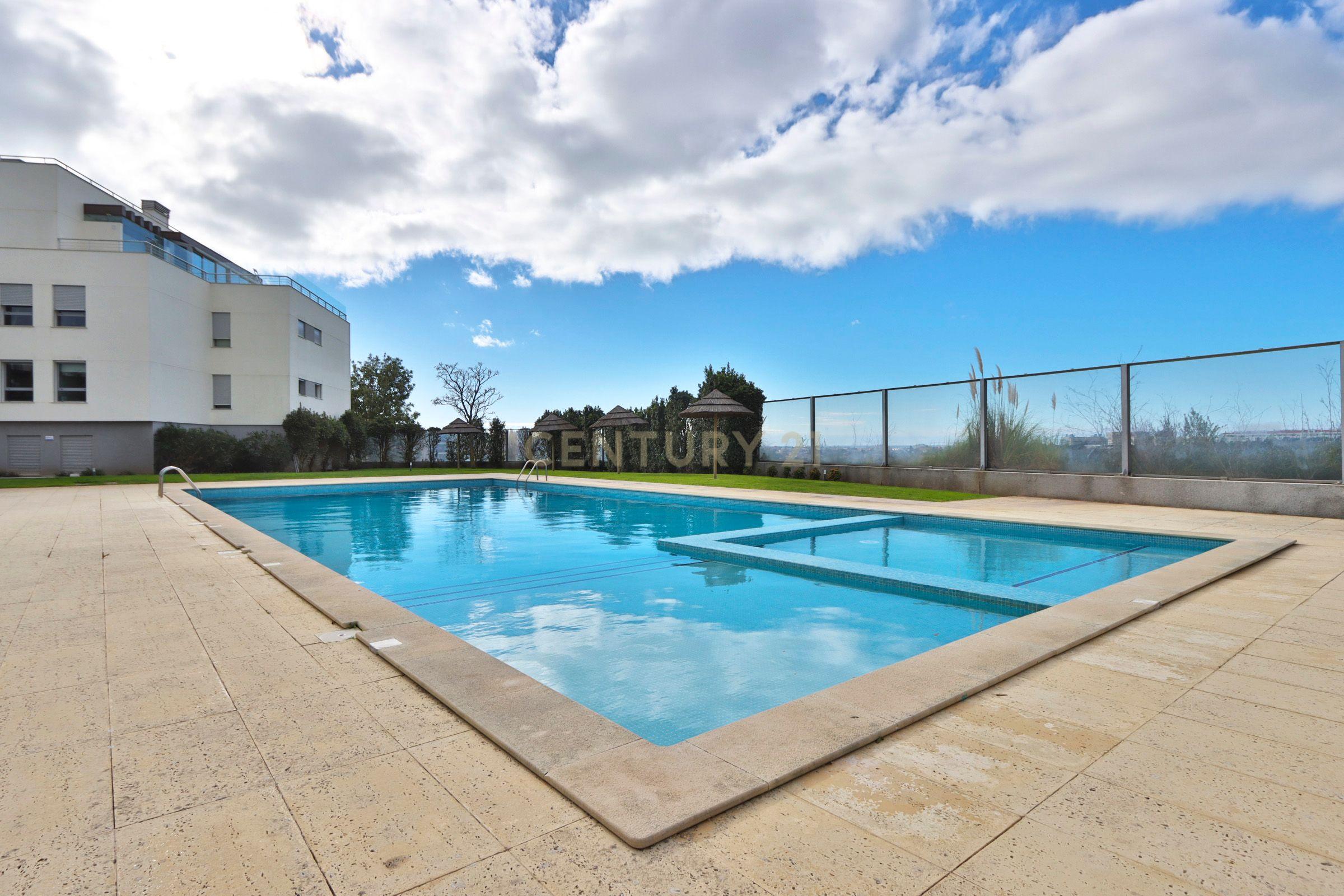 Fabuloso T4 em Condomínio Privado com Piscina em Oeiras, vista de mar. - Image 40