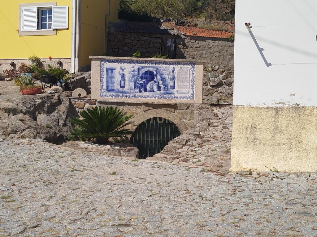 Moradia T5 em  Numão - Vila Nova de Foz Côa - Image 35