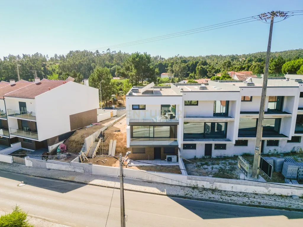 Moradia T3 nova em Caceira- Figueira da Foz - Image 36