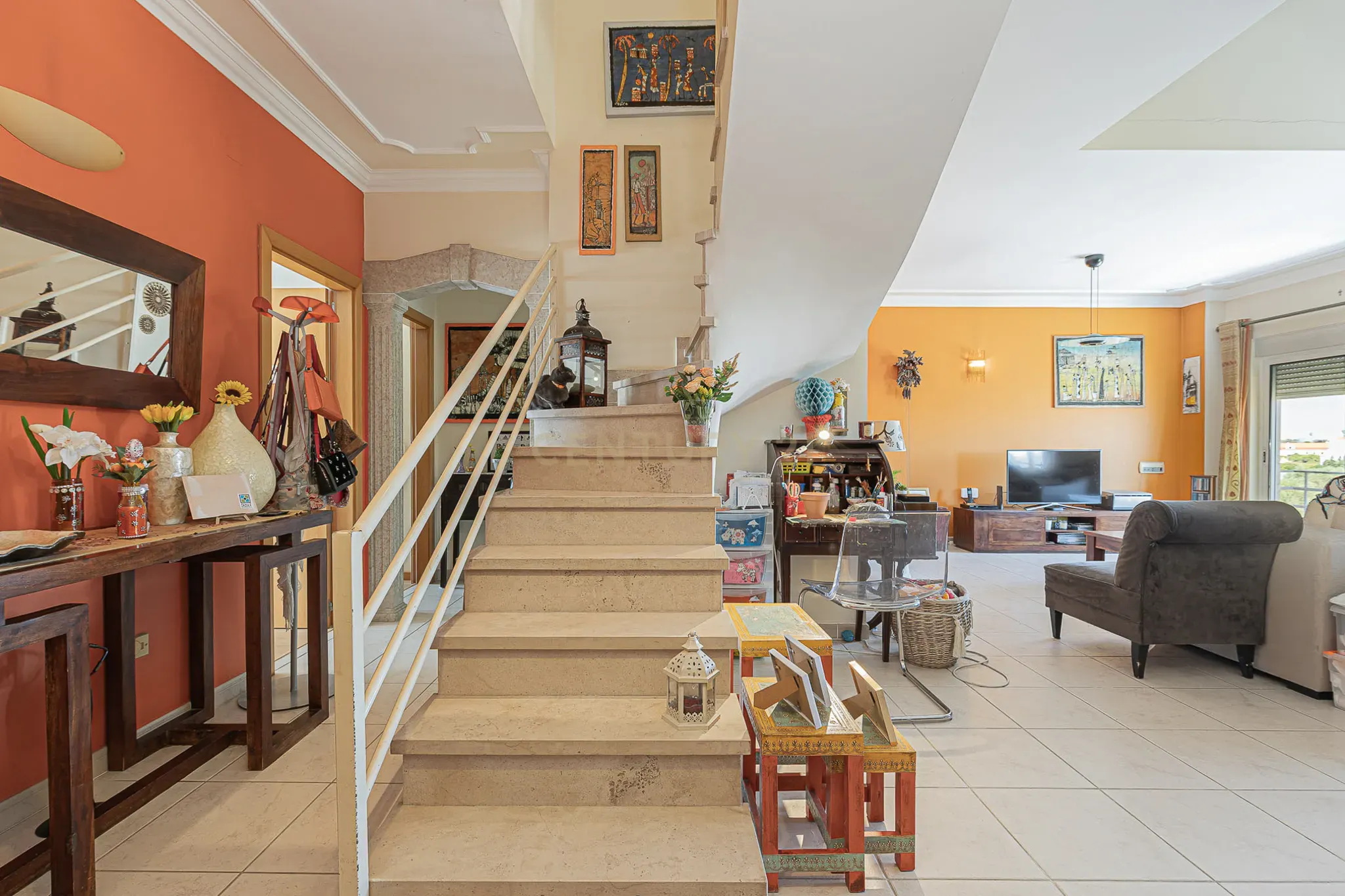 Fotografia 5 de Duplex Moderno T2+2 na Atalaia, Montijo, boas áreas, ótima exposição solar e com tudo perto de si!