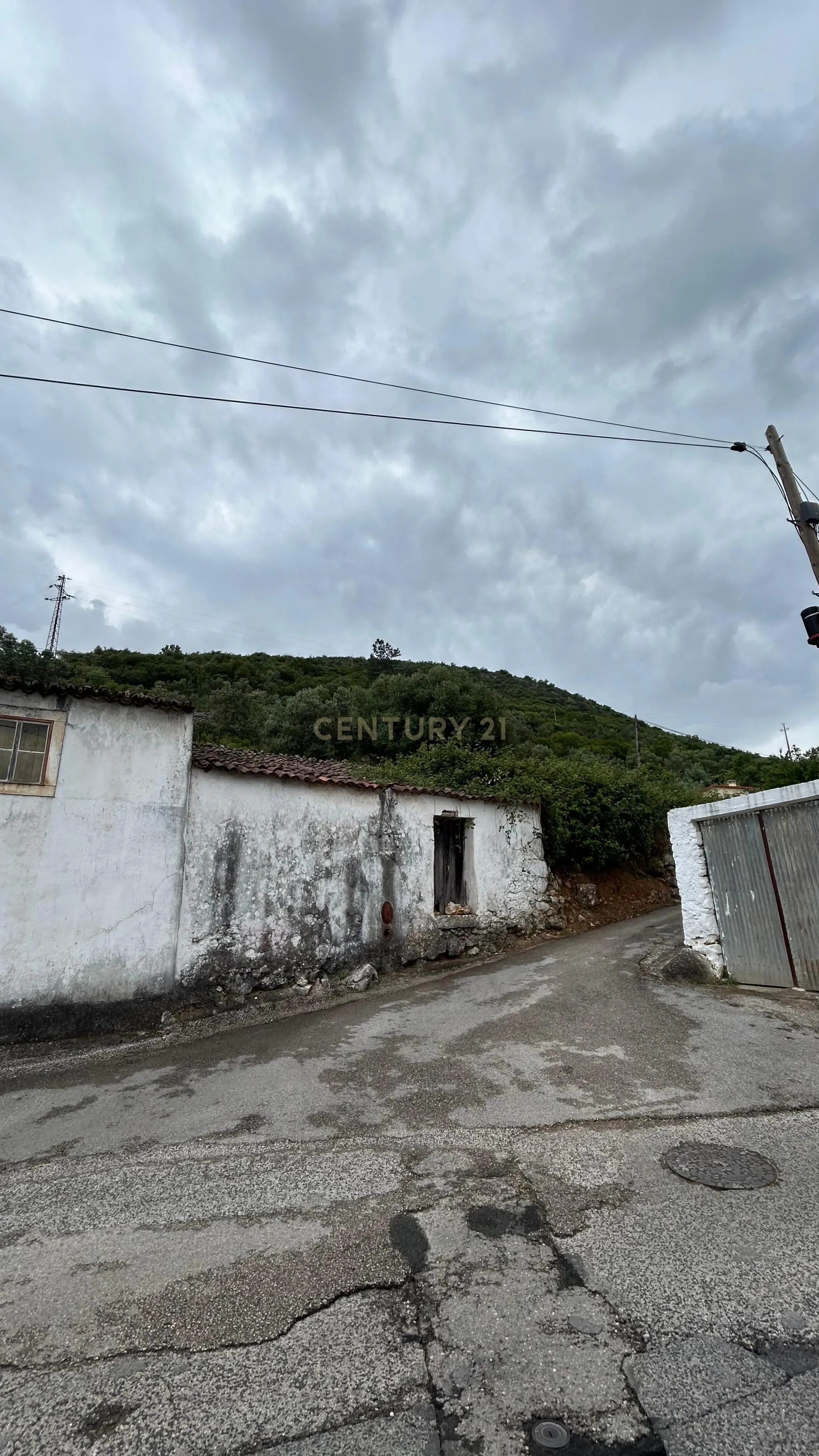 Fotografia 4 de Moradia em Santarém l Potencial de Reabilitação