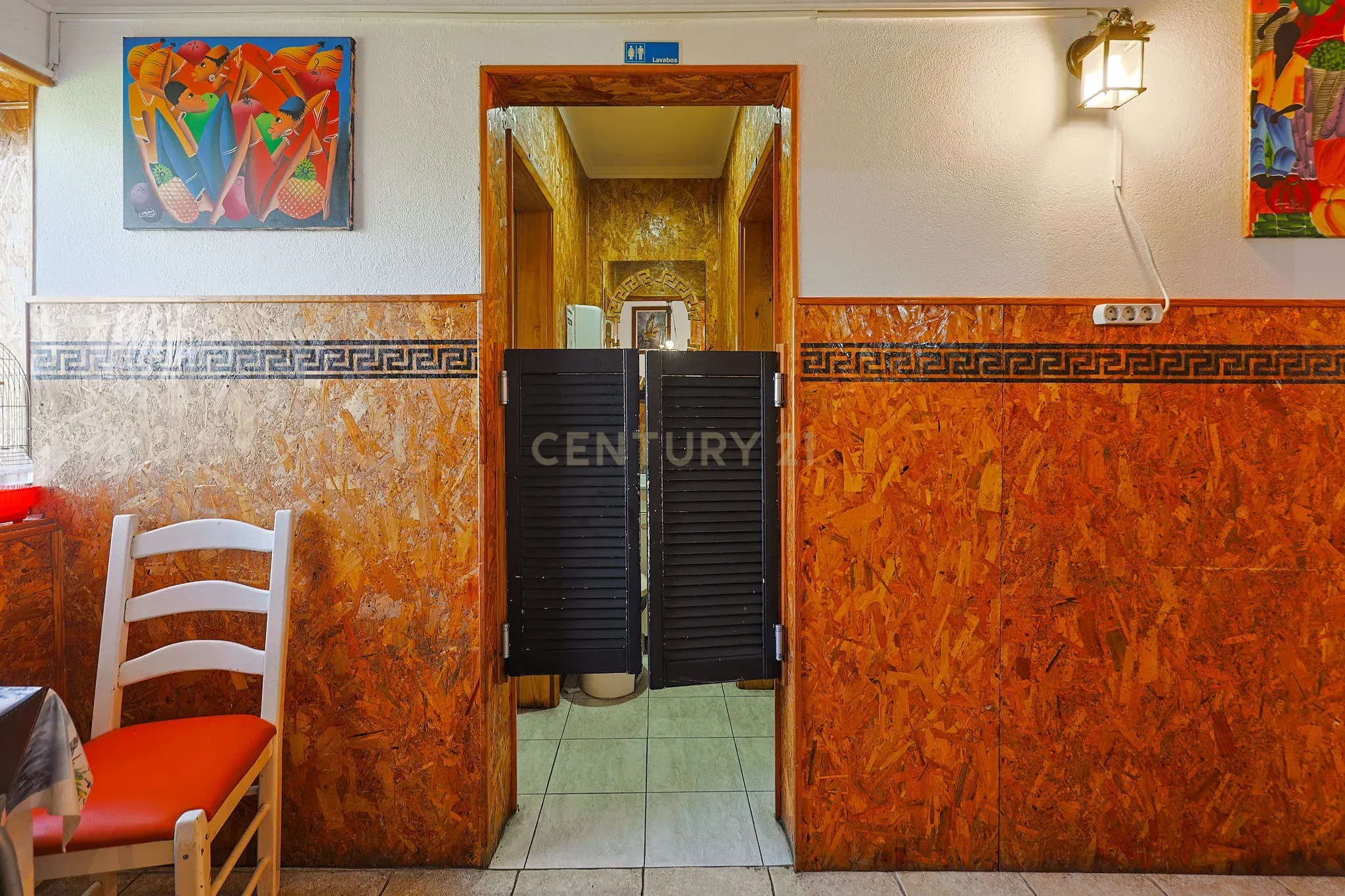 Fotografia 12 de Espaço Comercial em Charneca de Caparica, Almada