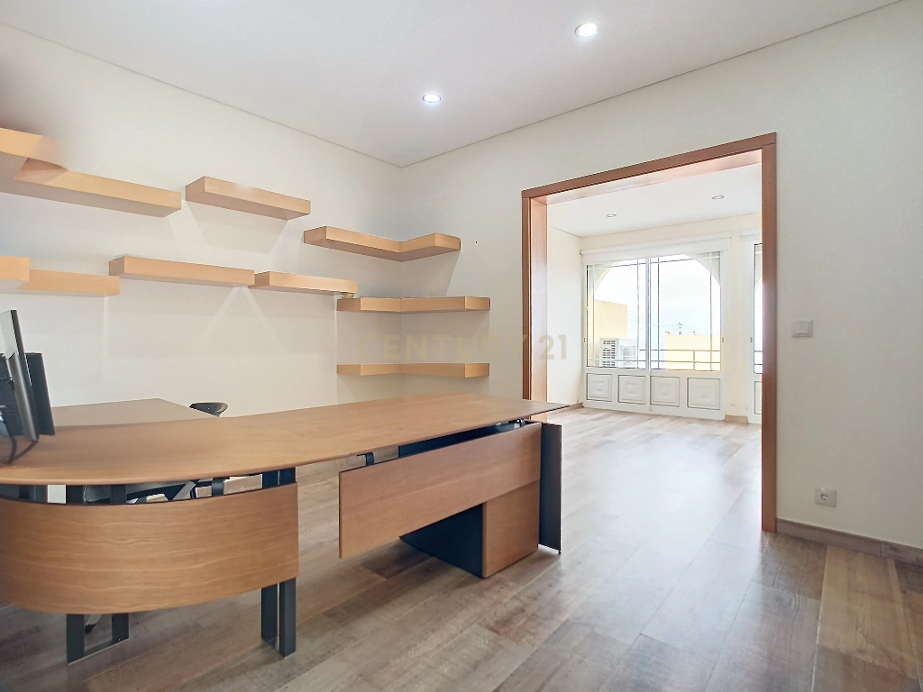 Moradia T4 com Vista Mar | Ajuda da Bretanha | São Miguel - Image 69