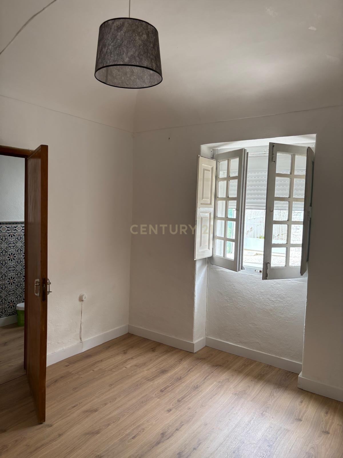 Apartamento T2 em Estremoz com Jardim PARA ARRENDAMENTO - Image 19