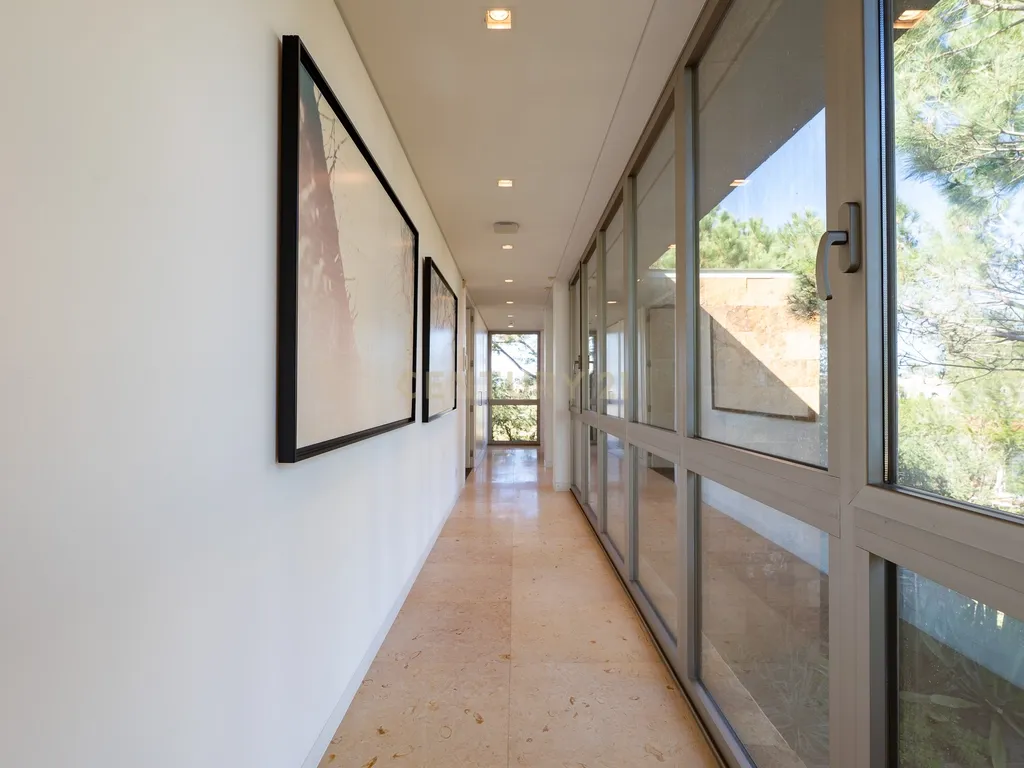 Moradia Exclusiva em Primeira Linha de Mar com Piscina Infinita / Tróia-Carvalhal - Image 48