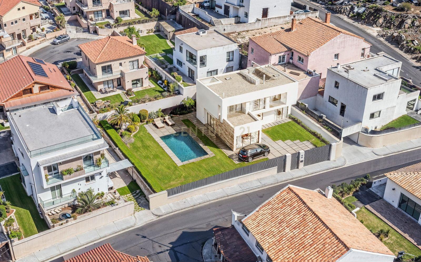 Fotografia 8 de Moradia T4 em construção Serra de Casal de Cambra-Belas