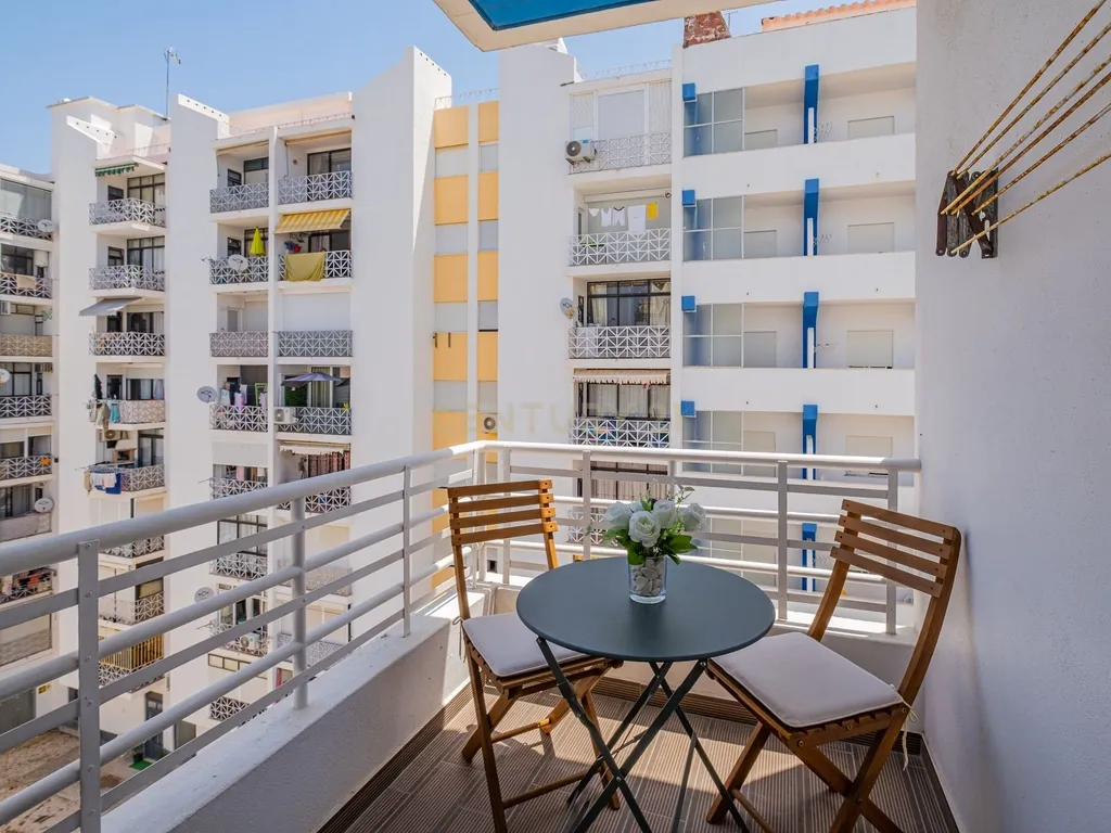 OPORTUNIDADE! - Apartamento T0 Junto à Praia – Ideal para Férias ou Investimento - Image 15