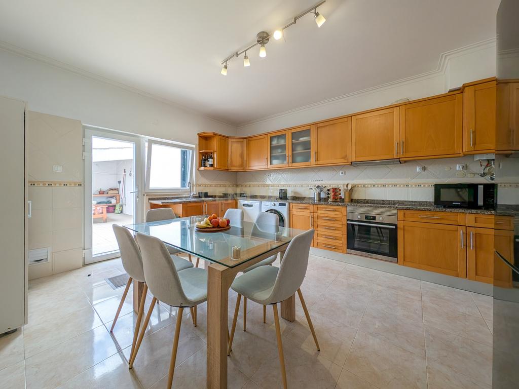 Quinta do Conde - Moradia Geminada Duplex com 142 m², com Garagem - Image 10