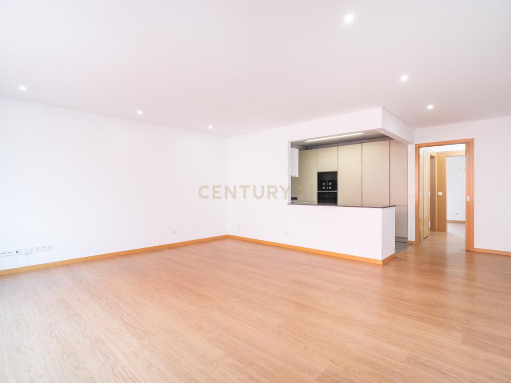 Apartamento T1 com garagem, Olivais, Coimbra - Image 3