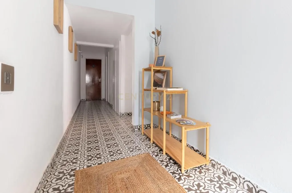 Guest House - Oportunidade de negócio no centro histórico de Lagos - Image 2