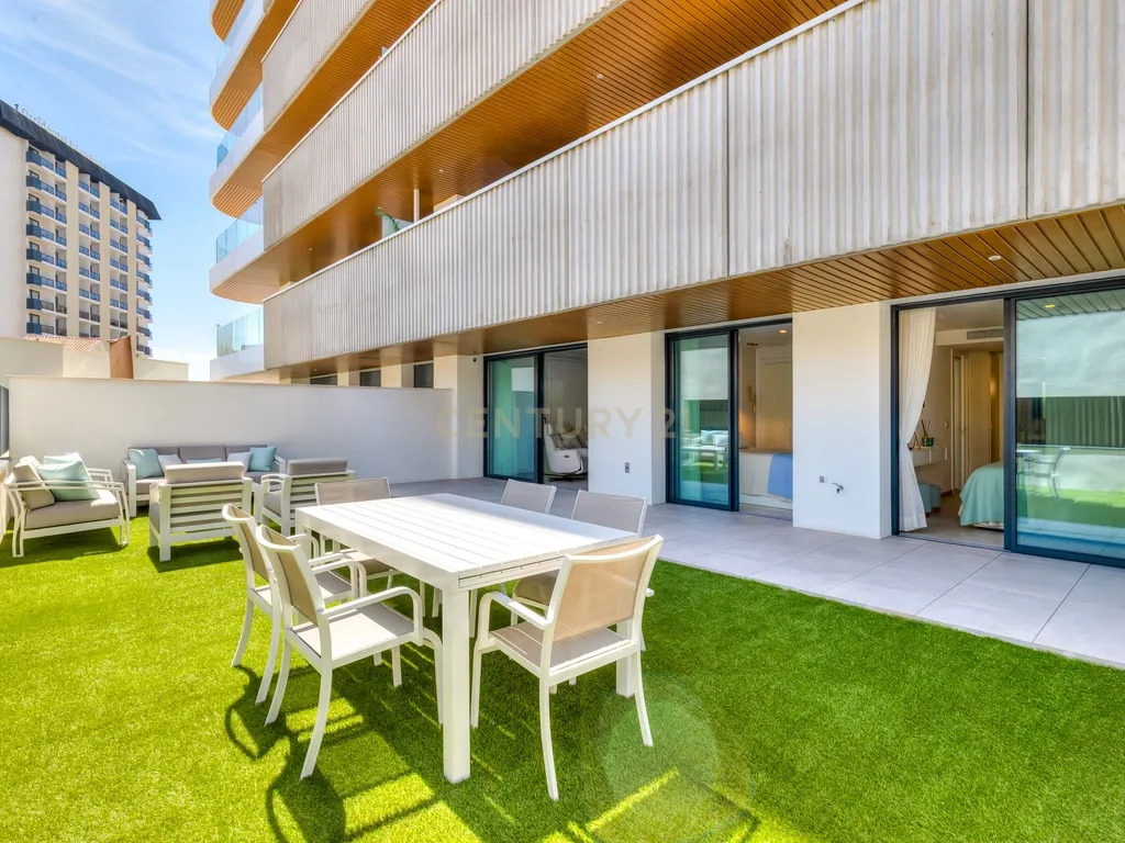 EXCLUSIVO APARTAMENTO DE LUXO COM JARDIM PRIVATIVO – JADE TOWER FUENGIROLA - Image 12