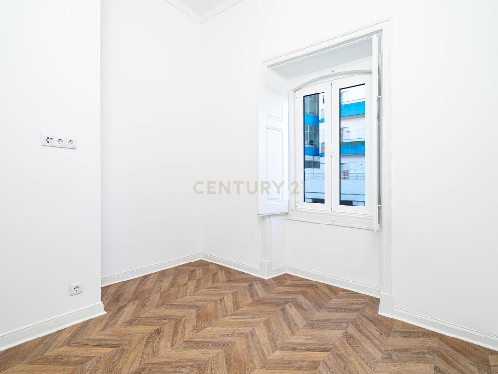 CASA PONTE VELHA – 2 CASAS TOTALMENTE RENOVADAS COM GRANDES JARDINS E VISTAS PANORÂMICAS - Image 36