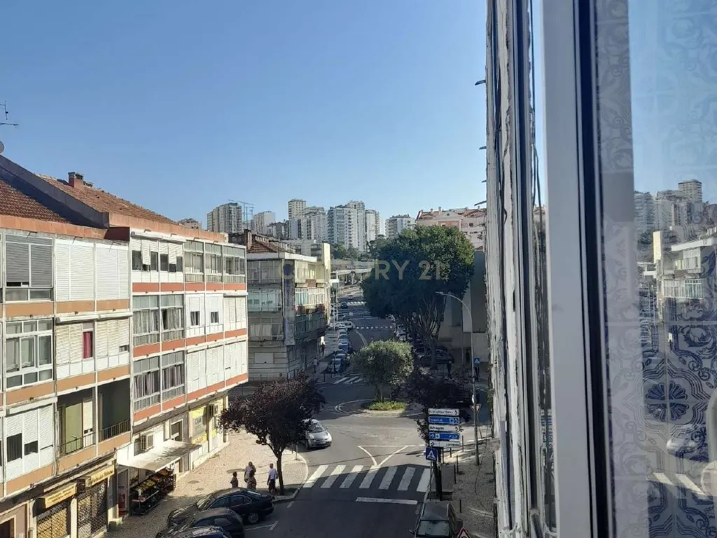 Apartamento T2 em Damaia de Cima - Image 17