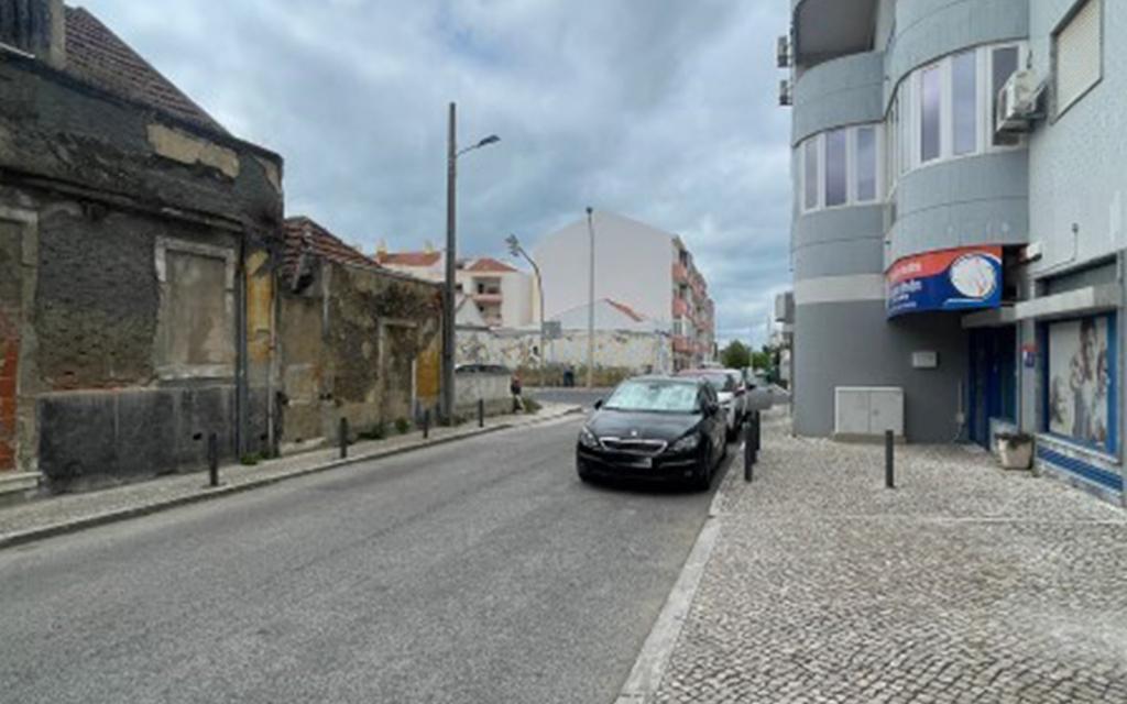 Garagem no Barreiro - Image 16