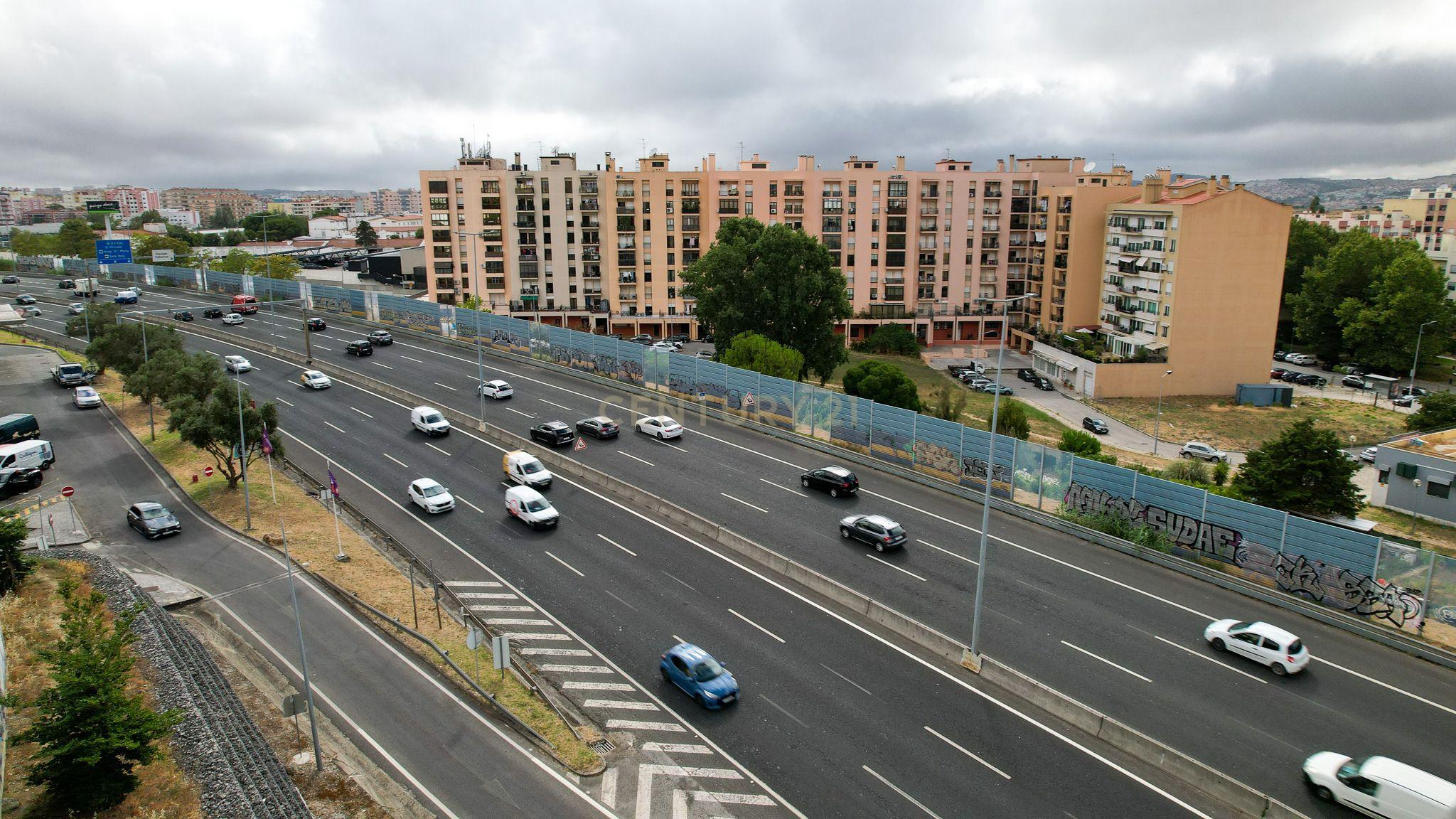 Fotografia 8 de Lugar de estacionamento à venda – Alto da Faia II, Telheiras