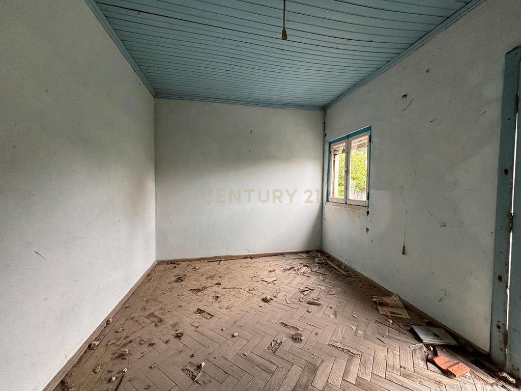 Moradia em ruína para recuperação em Pombal, Leiria - Image 13