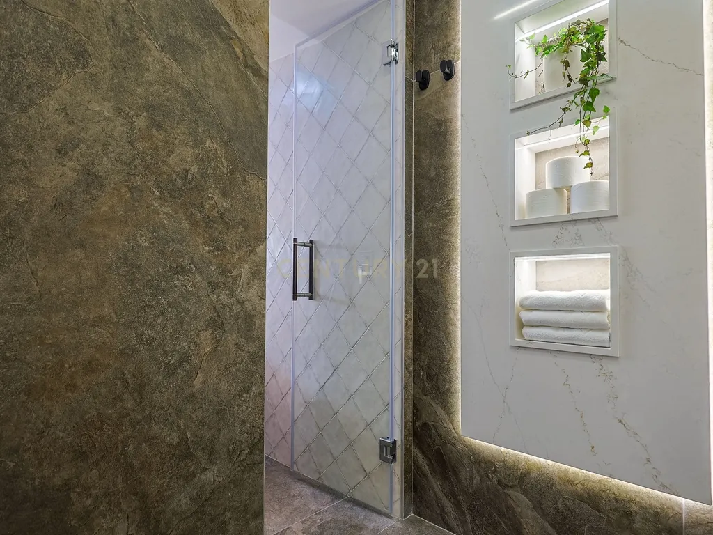 T1 moderno com domótica e piscina – Costa da Caparica - Image 29