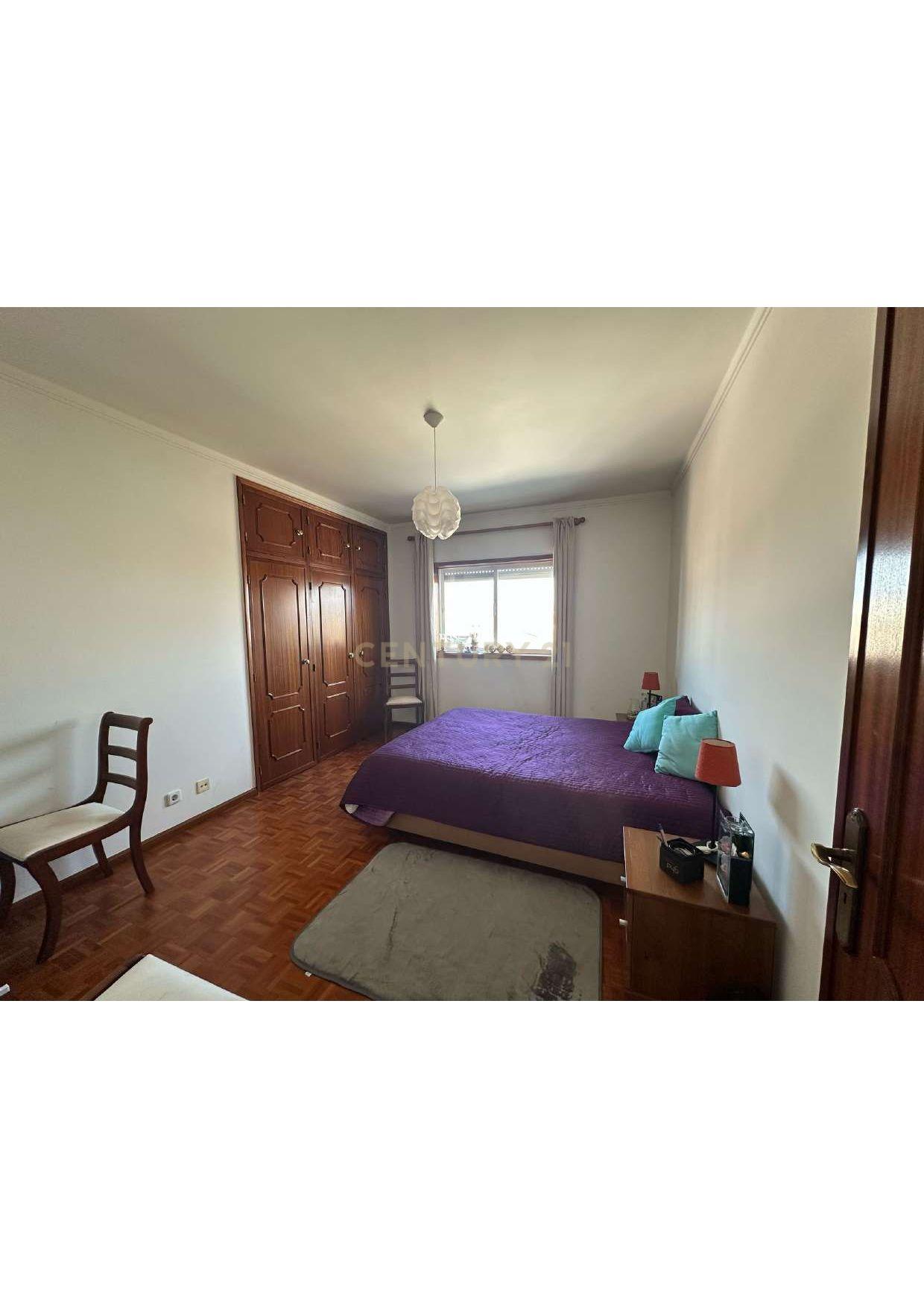 Apartamento T3 em Oliveira do Bairro com Terraço e Garagem - Image 20