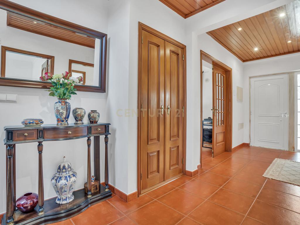 Moradia T4 em Mafra com vista de mar - Image 8