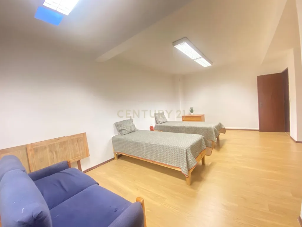 Apartamento T0 (88 m²) com terraço – Próximo de Cascais - Image 27