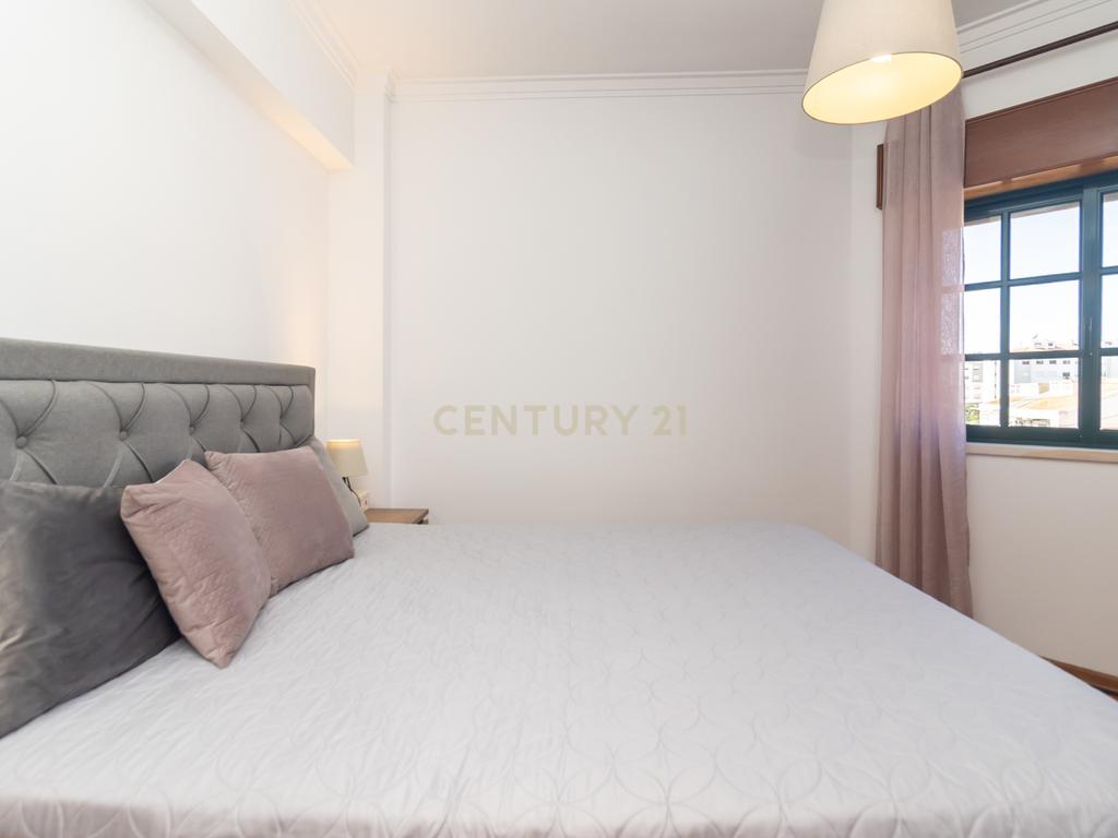 Apartamento T2 com Parqueamento, Elevador, Pronto a Habitar – Uma Oportunidade a Não Perder - Image 19
