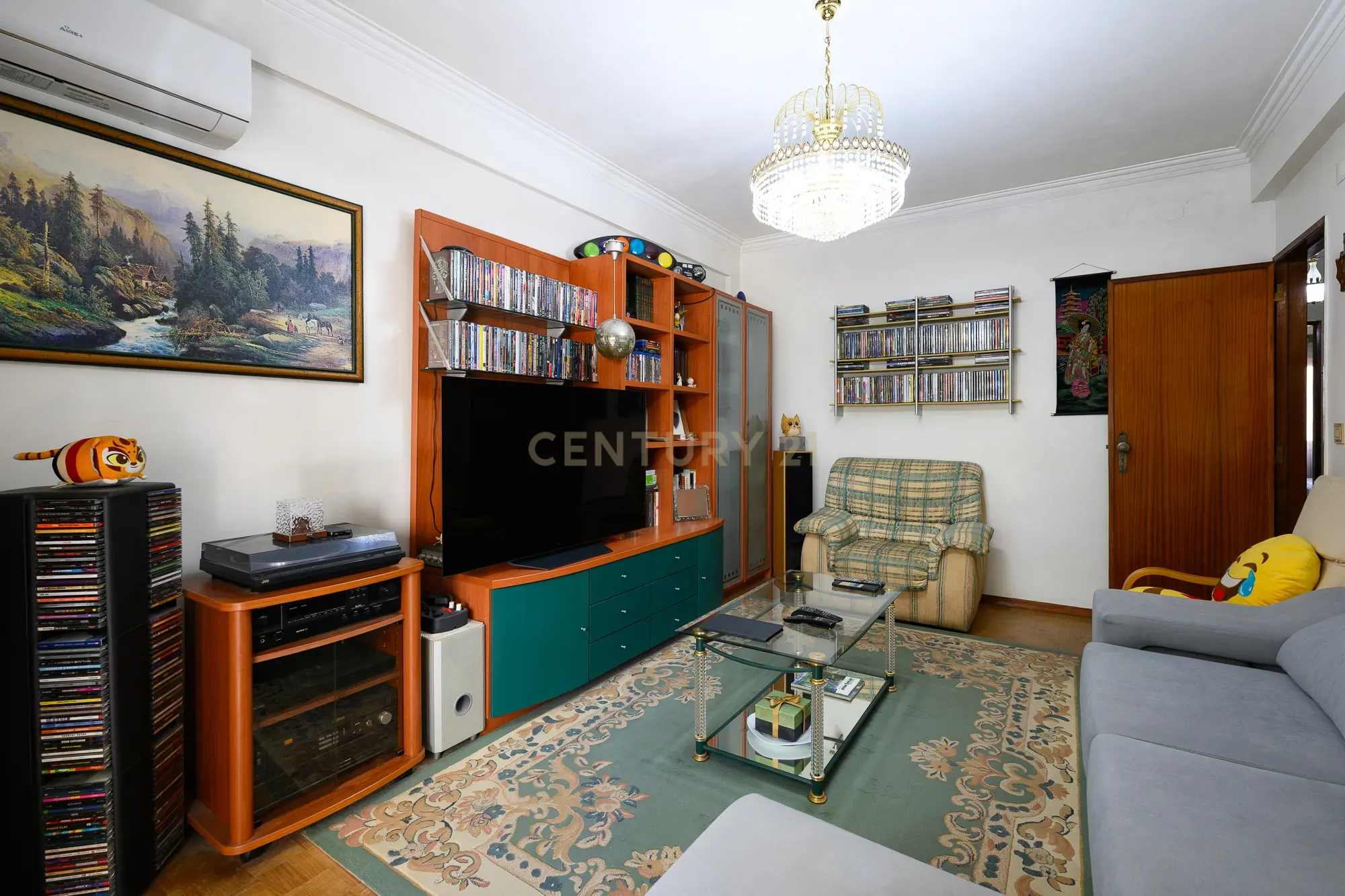 Fotografia 3 de Apartamento T2 em Mina de Água, Amadora