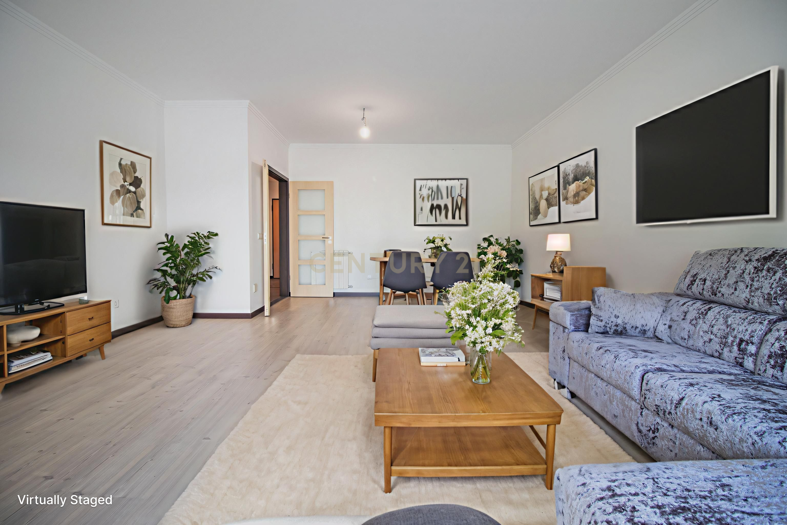 Fotografia 10 de Apartamento T3 c/ 2 Varandas, Garagem Dupla e Terraço com Sala de Eventos