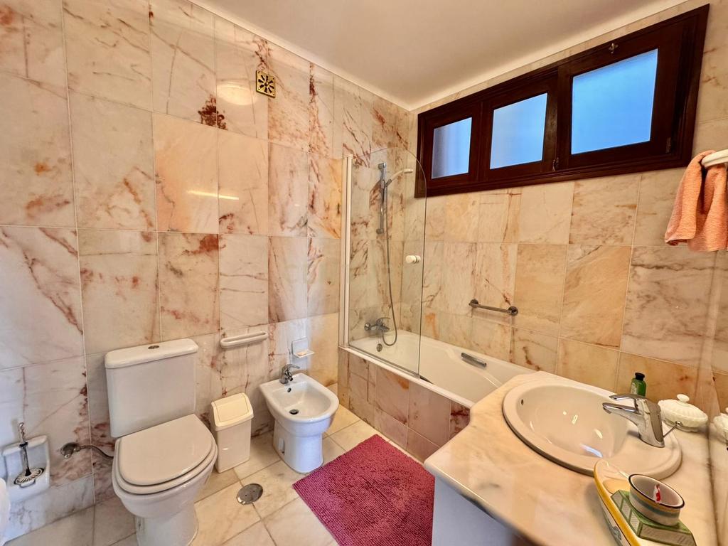 Luxuosa Moradia T5 em Esposende com Vista Deslumbrante - Image 17