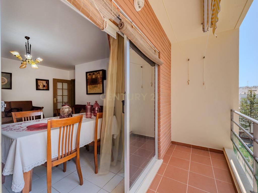 Apartamento T2 - Oportunidade Única a 5 Min da Praia da Rocha! - Image 49