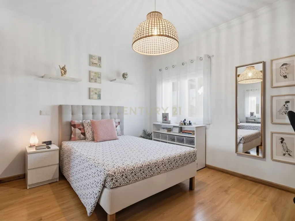 Excelente Investimento: Duas moradias térreas inseridas em terreno com 16.160 m2 - Image 39