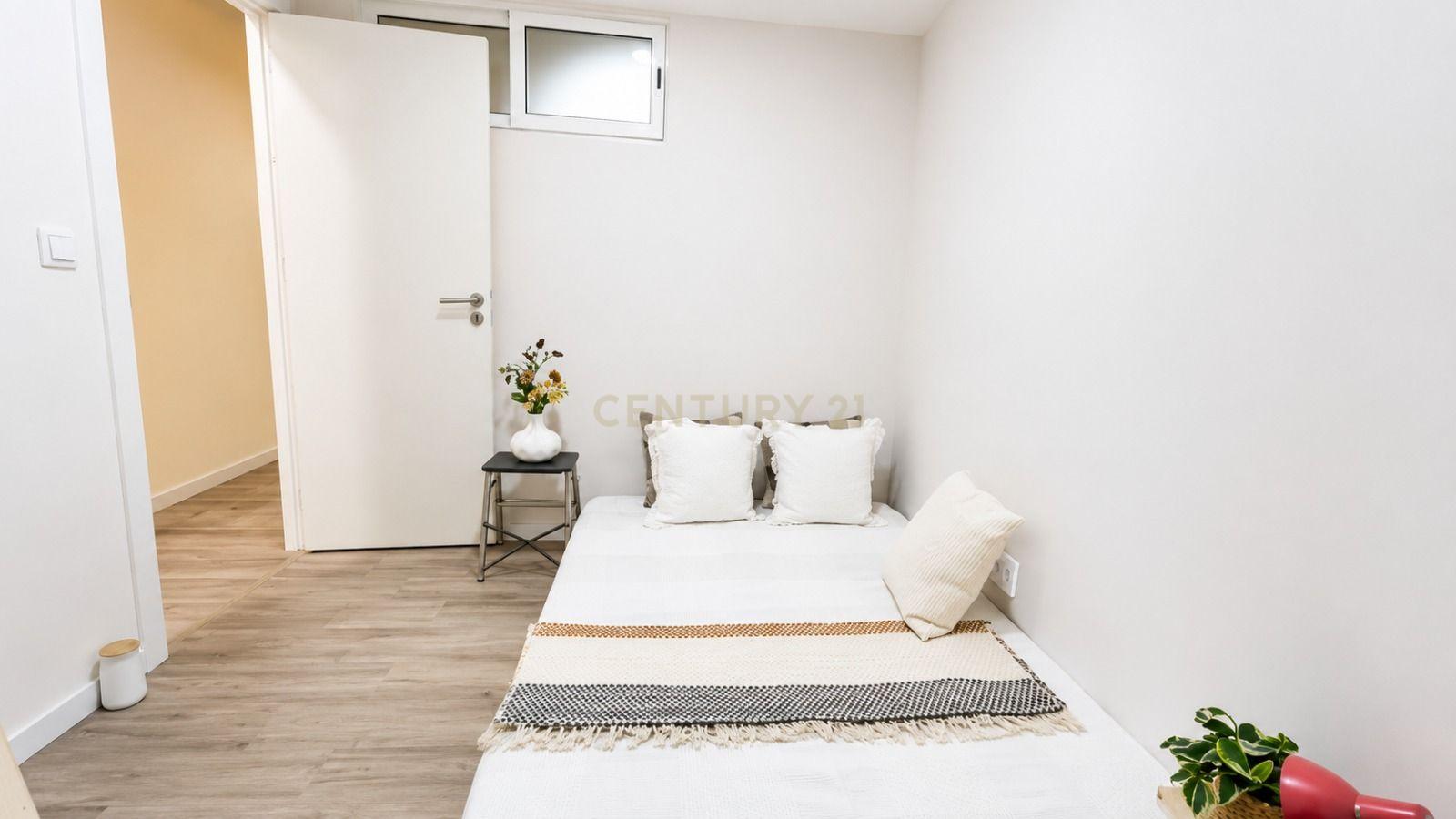 Fotografia 7 de Loja totalmente remodelada e convertida em Apartamento T2 em Arrentela, Seixal | Vista Rio