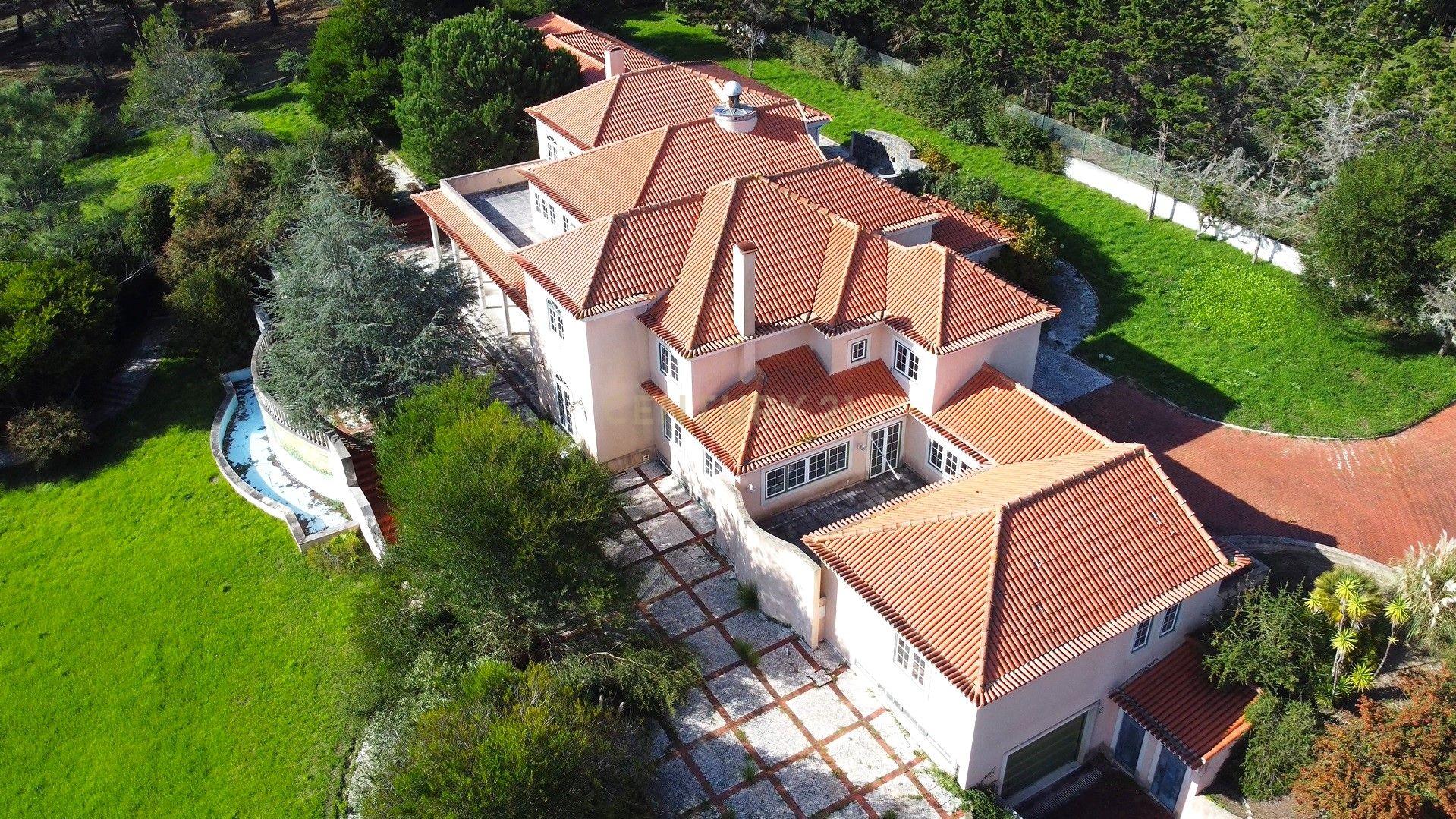 Moradia de luxo V7 localizada junto ao Belas Club de Campo - Image 4