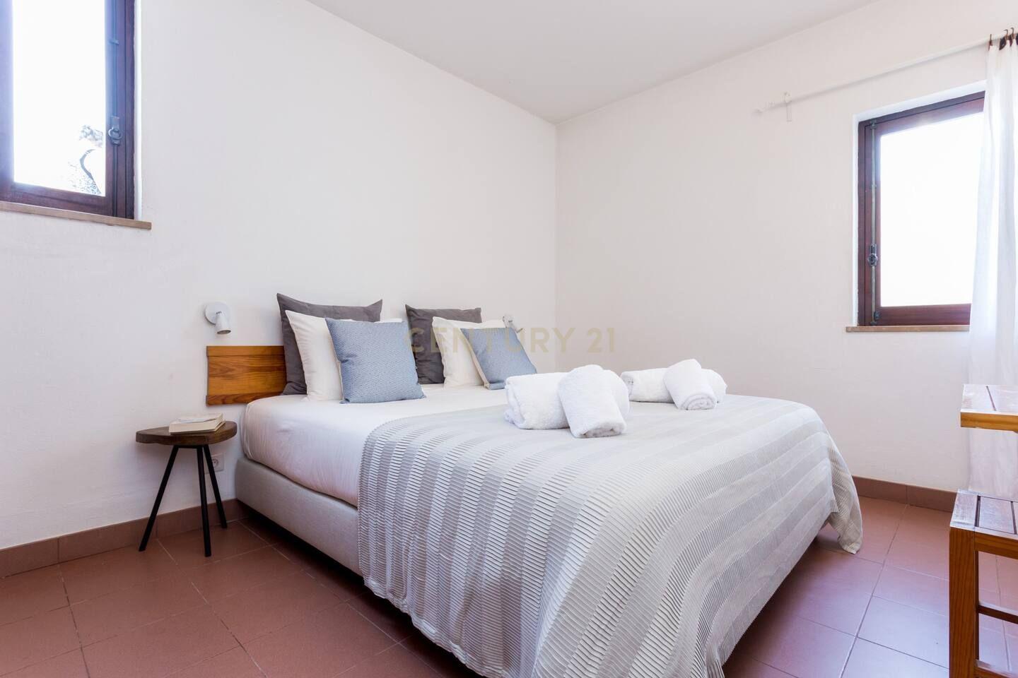 Fotografia 7 de Apartamento T2 na Luz, Lagos com Vista Mar e Jardim