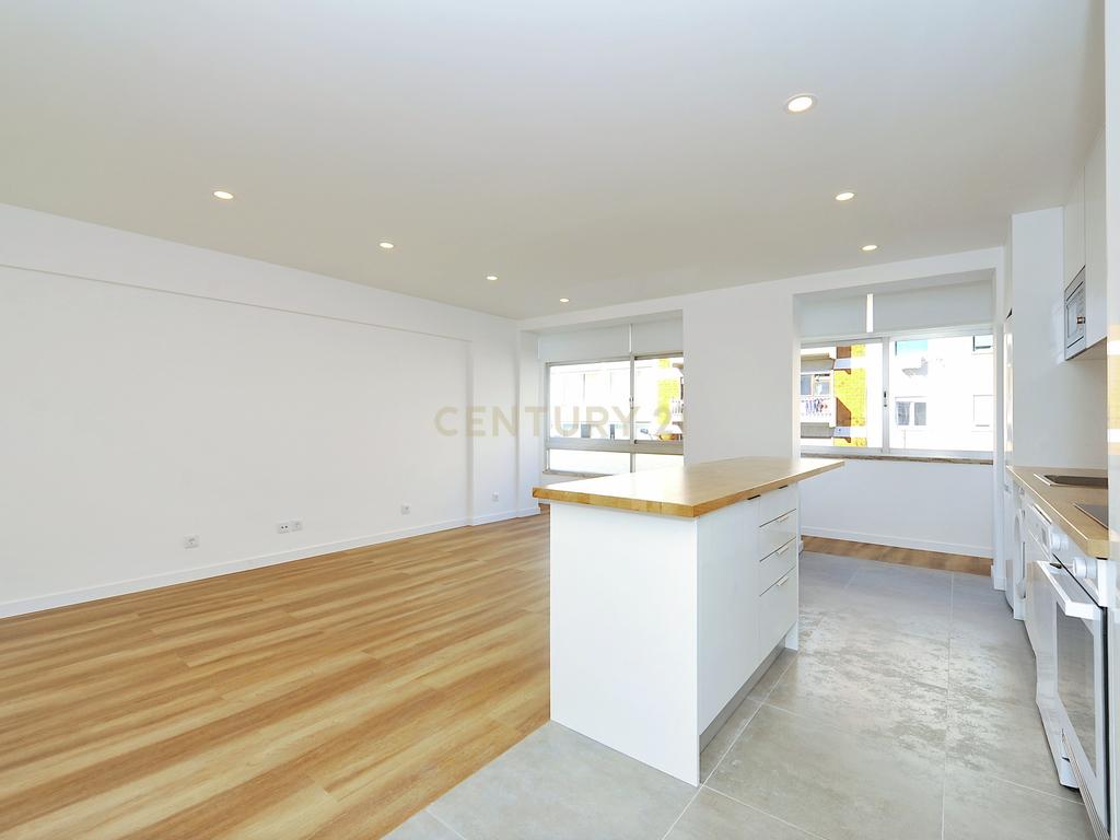 Apartamento Moderno Lisboa - 2 Quartos e Vista Cidade - Image 7