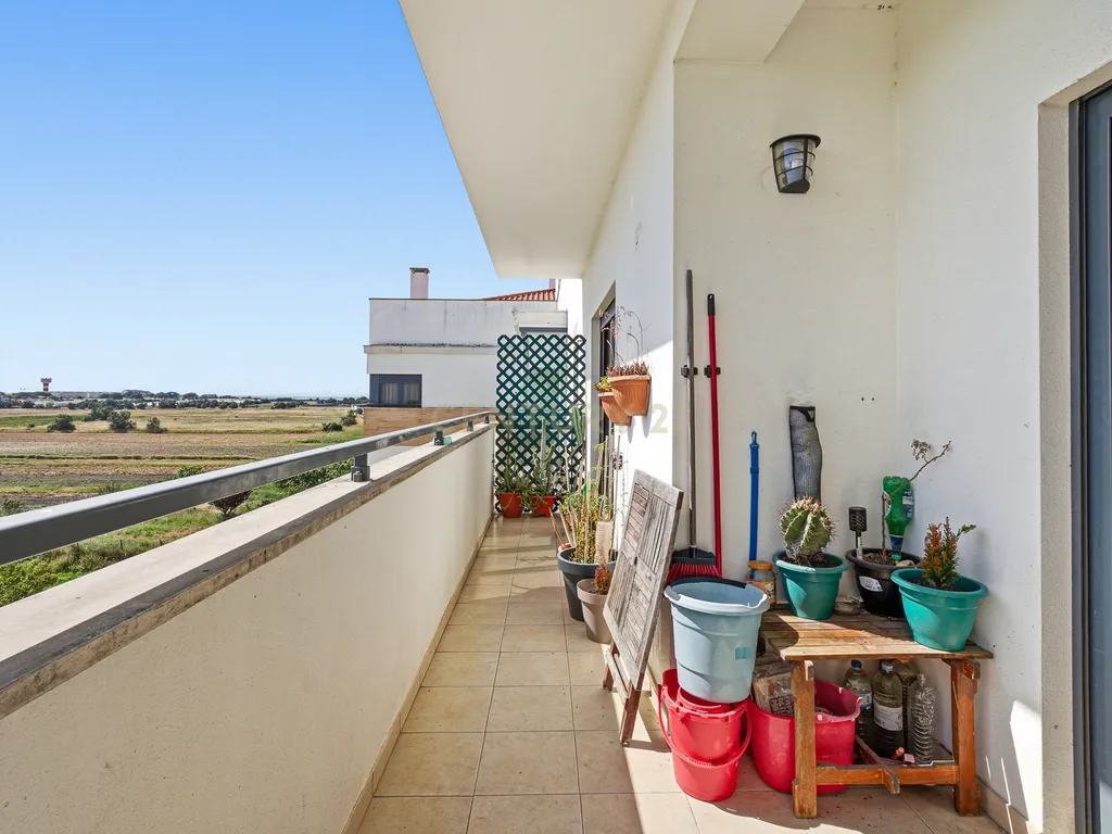 Apartamento T3 Duplex Samouco | Box para 2 Viaturas | Elevador - Image 34