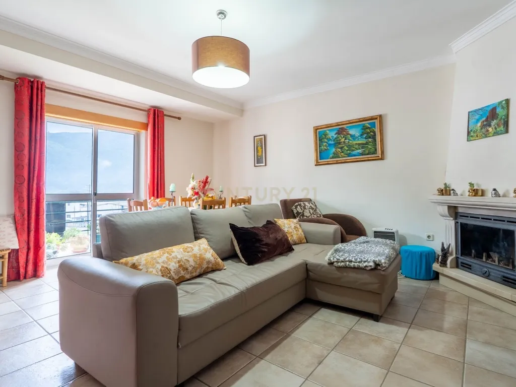 Apartamento T2 +1 - Image 1